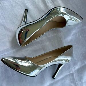 COLE HAAN Silver High Heel Pumps DATE NIGHT COCKTAIL PARTY ROCKSTAR Worn 1X Sz 8